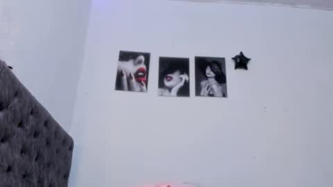 Snapshot of liza_25 chatting on October 30, 4:58 am liza_25 online show from October 30, 4:58 am