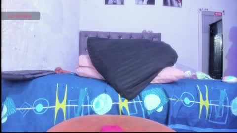 liza_25 online show from May 6, 12:21 pm