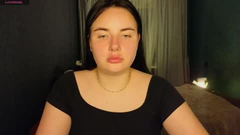 lizaluk online show from May 7, 8:36 pm