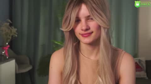 Snapshot of lizbethcoll chatting on February 5, 4:14 pm Sunnheart online show from February 5, 4:14 pm