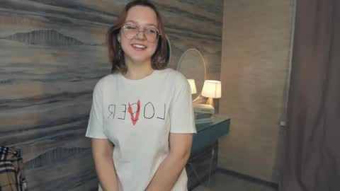 Snapshot of lizbethhaith chatting on December 12, 1:53 am Lizbeth or Lizzy online show from December 12, 1:53 am
