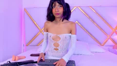 Lizette Kitty online show from October 7, 4:09 am