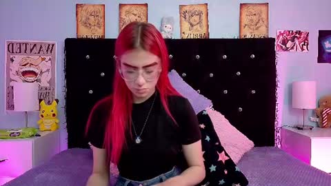 Snapshot of lizz_bela1 chatting on June 14, 12:08 am Lizz online show from June 14, 12:08 am
