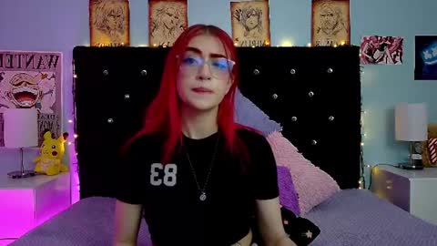 Snapshot of lizz_bela1 chatting on June 21, 12:13 am Lizz online show from June 21, 12:13 am