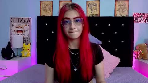 Snapshot of lizz_bela1 chatting on July 10, 11:51 pm Lizz online show from July 10, 11:51 pm
