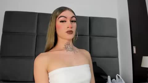 lizz_luna online show from September 30, 2:44 pm