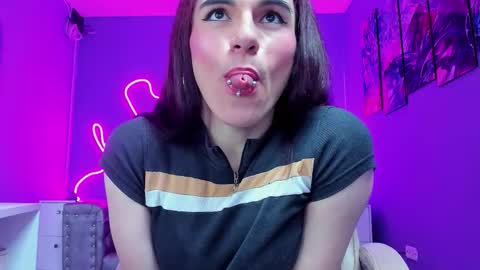 Snapshot of lizz_manson28 chatting on February 13, 5:47 am Lizeth Tatiana Mahecha online show from February 13, 5:47 am