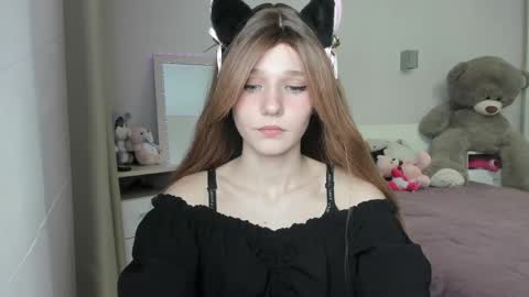 lizza_a online show from May 8, 5:07 pm