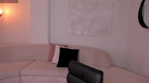 Lizz online show from October 19, 11:16 pm