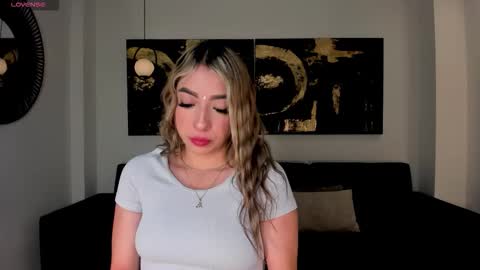 Lizz online show from November 8, 7:34 pm