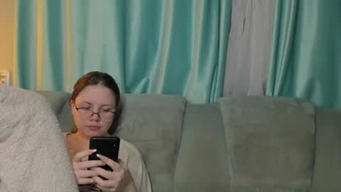 lizzi_muur online show from December 19, 3:19 pm