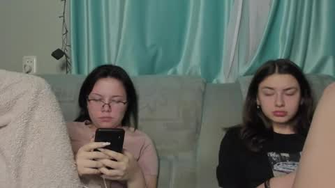 lizzi_muur online show from January 13, 11:06 pm