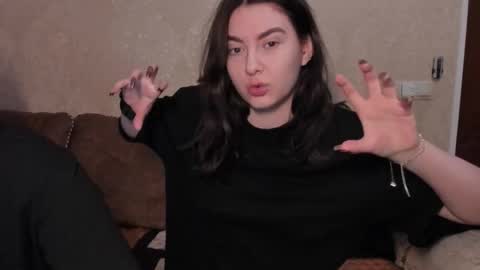 lizzi_muur online show from January 10, 11:56 am