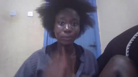 Snapshot of lizzie2020 chatting on May 19, 6:58 pm lizzie2020 online show from May 19, 6:58 pm
