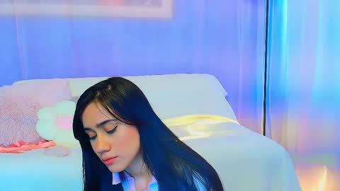 lizzy_kane online show from May 6, 8:14 pm