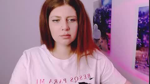 Lizzy3 online show from November 28, 2:09 pm