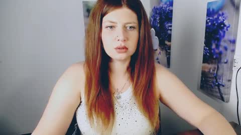 Snapshot of lizzy_koul chatting on June 19, 10:41 am Lizzy3 online show from June 19, 10:41 am