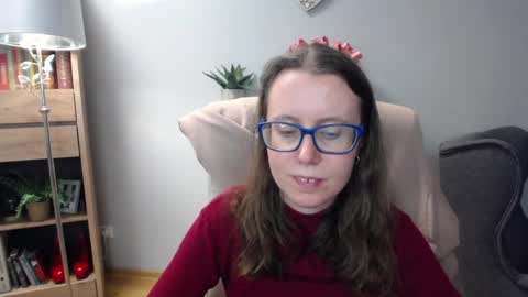 Lizzy online show from April 8, 4:34 am