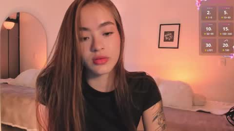 Lizzy Colins online show from June 7, 5:16 pm