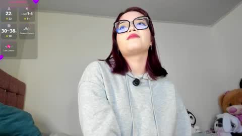 Elizabeth but call me Lizz  online show from February 24, 5:33 pm