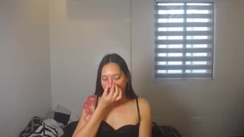 ljmaloma170 online show from March 26, 10:15 pm