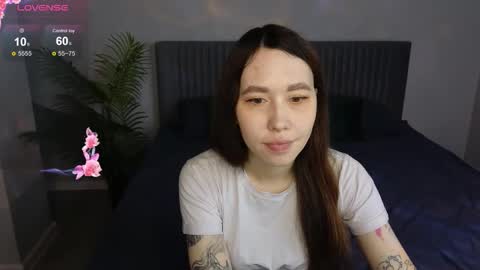 Snapshot of llissamelissa chatting on October 25, 1:35 am Jinks online show from October 25, 1:35 am
