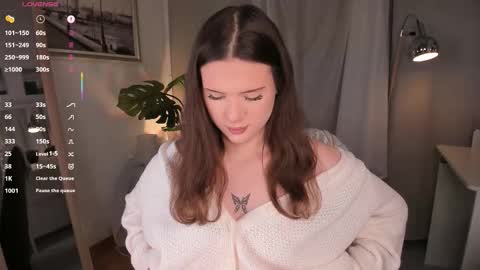 Snapshot of llkadream chatting on November 23, 7:08 am Arina online show from November 23, 7:08 am