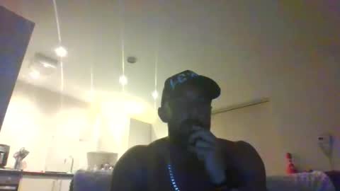 Snapshot of llleeeooonnn69 chatting on September 12, 7:14 pm Leon online show from September 12, 7:14 pm