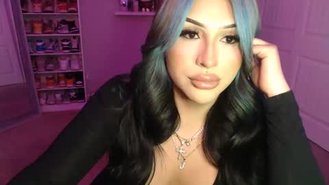 Snapshot of lo_cakez chatting on May 15, 7:04 am lo_cakez online show from May 15, 7:04 am