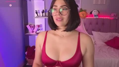 Pamela online show from April 6, 10:54 pm