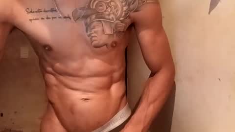 Snapshot of lobitorivera2308 chatting on November 2, 1:13 pm LOBO online show from November 2, 1:13 pm