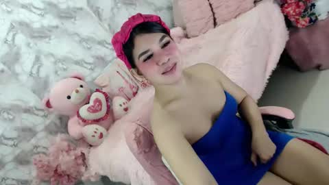 Thea online show from March 28, 8:52 pm