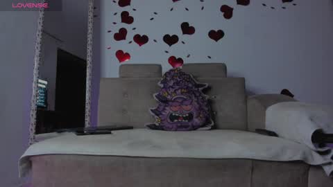 LOGAN DRAKE online show from June 3, 1:30 am