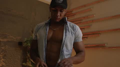 logan_varela online show from October 11, 12:32 am