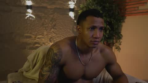 logan_varela online show from October 18, 3:57 pm