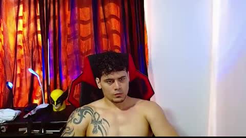 Snapshot of loganandrwz chatting on March 6, 7:54 pm Loganandrwz online show from March 6, 7:54 pm