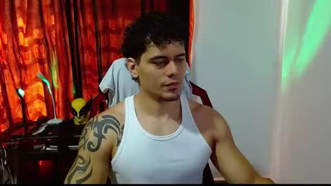 Snapshot of loganandrwz chatting on March 9, 7:29 pm Loganandrwz online show from March 9, 7:29 pm