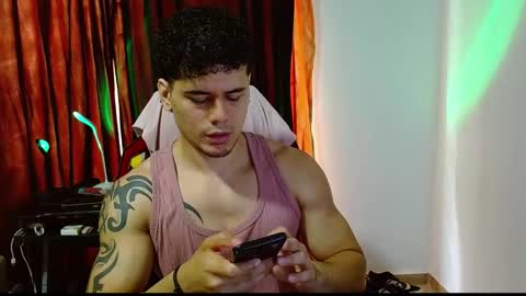 Snapshot of loganandrwz chatting on March 14, 4:45 pm Loganandrwz online show from March 14, 4:45 pm