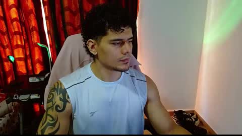 Snapshot of loganandrwz chatting on April 2, 7:22 pm Loganandrwz online show from April 2, 7:22 pm