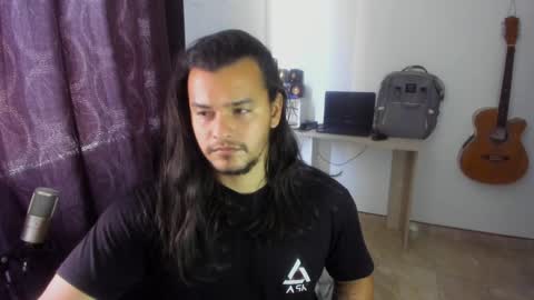 Snapshot of loganhot22 chatting on January 19, 4:36 pm Logan online show from January 19, 4:36 pm