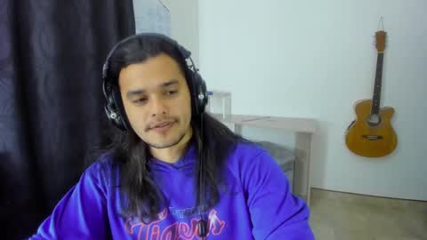 Snapshot of loganhot22 chatting on February 19, 2:44 am Logan online show from February 19, 2:44 am