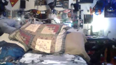 loganpax online show from December 3, 7:01 pm