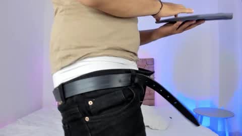 Snapshot of loganryder1 chatting on October 20, 12:16 pm LoganRyder1 online show from October 20, 12:16 pm
