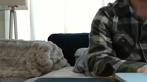 Snapshot of loganvonpiet chatting on December 13, 5:54 pm Logan Von Piet online show from December 13, 5:54 pm