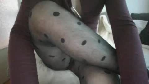 Snapshot of lohamoha1 chatting on December 1, 9:36 am Loha Moha online show from December 1, 9:36 am