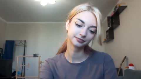 Amelia online show from September 25, 7:23 am