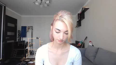 Amelia online show from September 28, 10:09 am