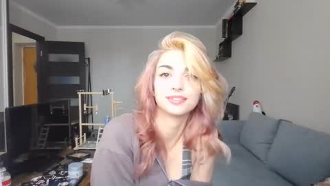 Amelia online show from September 29, 10:09 am