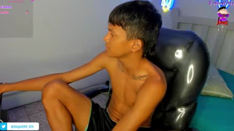 LOUIS online show from November 11, 5:40 am