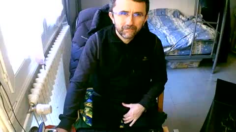 Snapshot of lokoum39 chatting on January 13, 3:15 pm lokoum39 online show from January 13, 3:15 pm